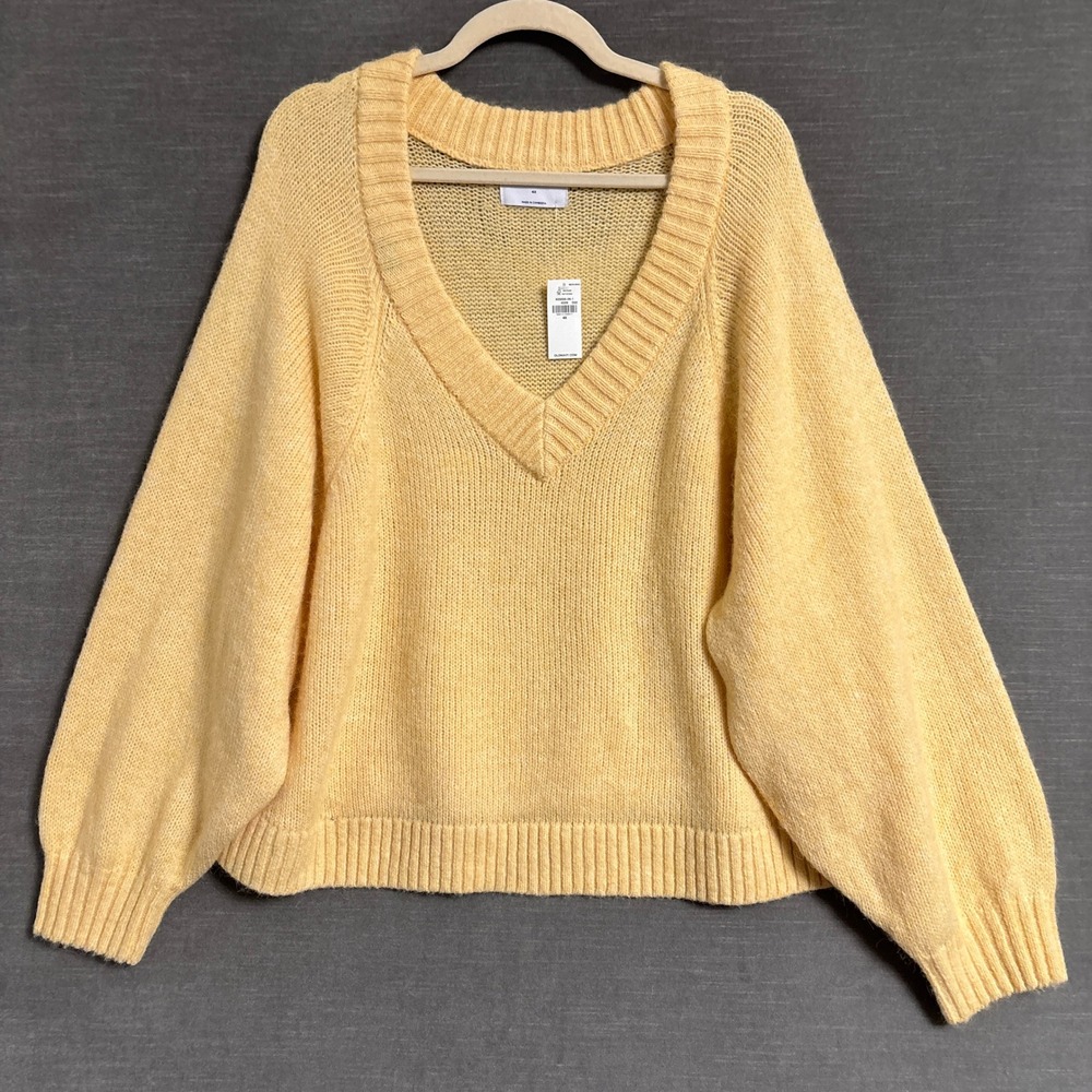 NEW Old Navy Sweater 4X Butter Yellow Cropped Cozy Cropped V Neck Pullover Fall